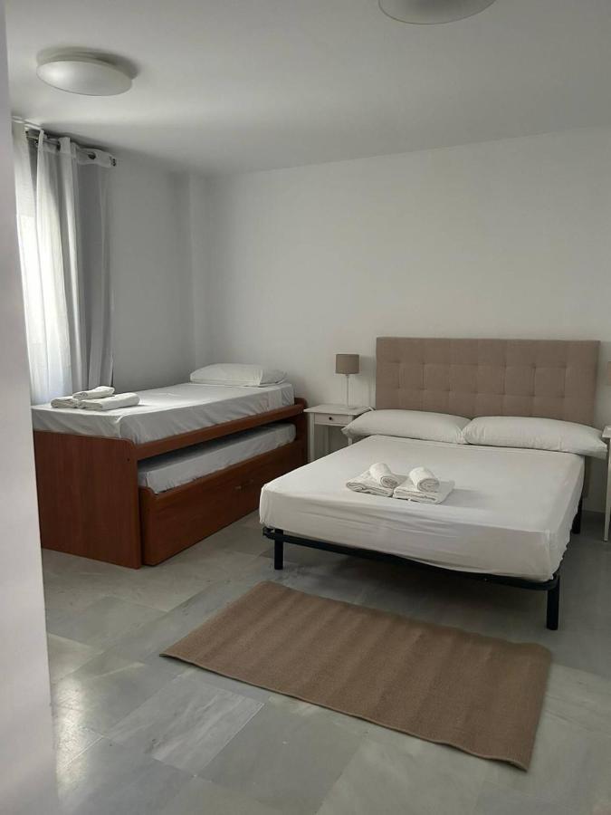 San Bernardo Family Apartment Sevilla Exterior foto